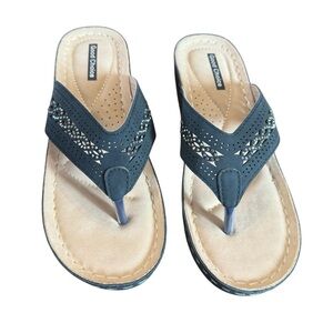 Good Choice Bari Black Sandal Size 7.5